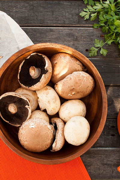 mini wild mushroom calzone ingredients