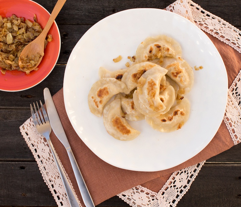 ruskie dumplings serving suggestion