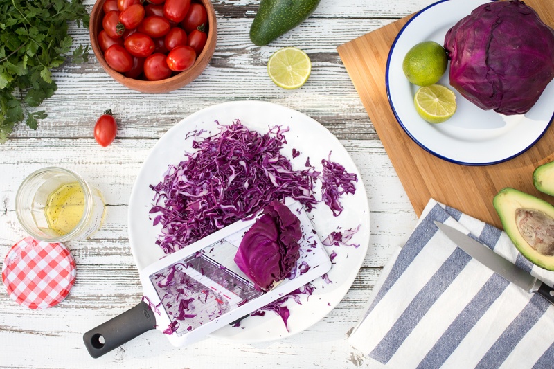 shredding red cabbage