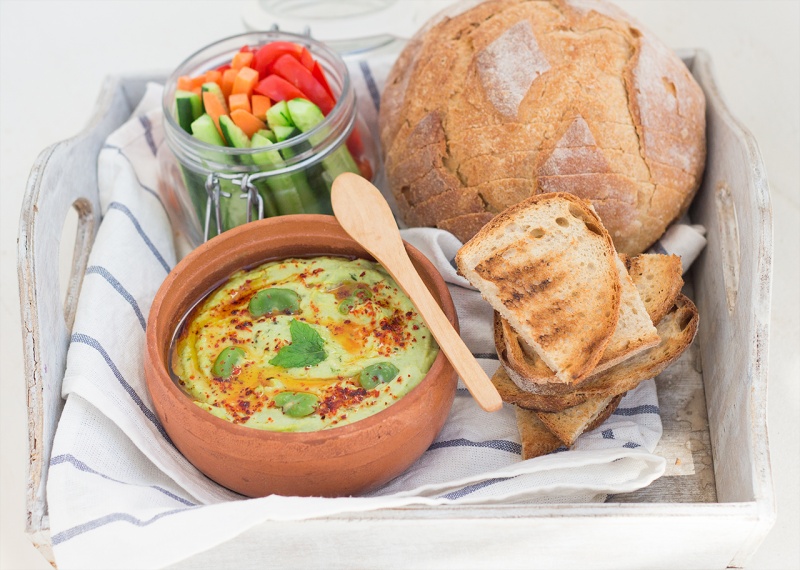 broad bean hummus lunch