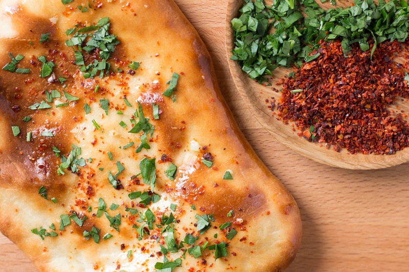 naan bread toppings