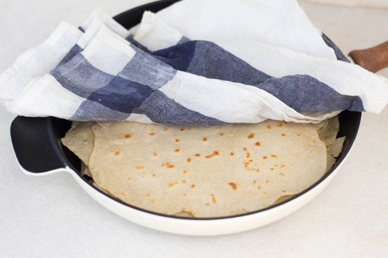 keeping warm tortillas