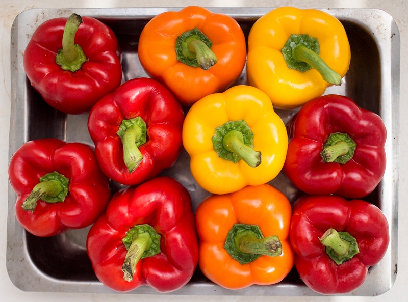 fitting peppers roasting tray