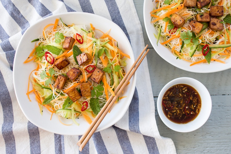 vietnamese cold noodle salad with tofu