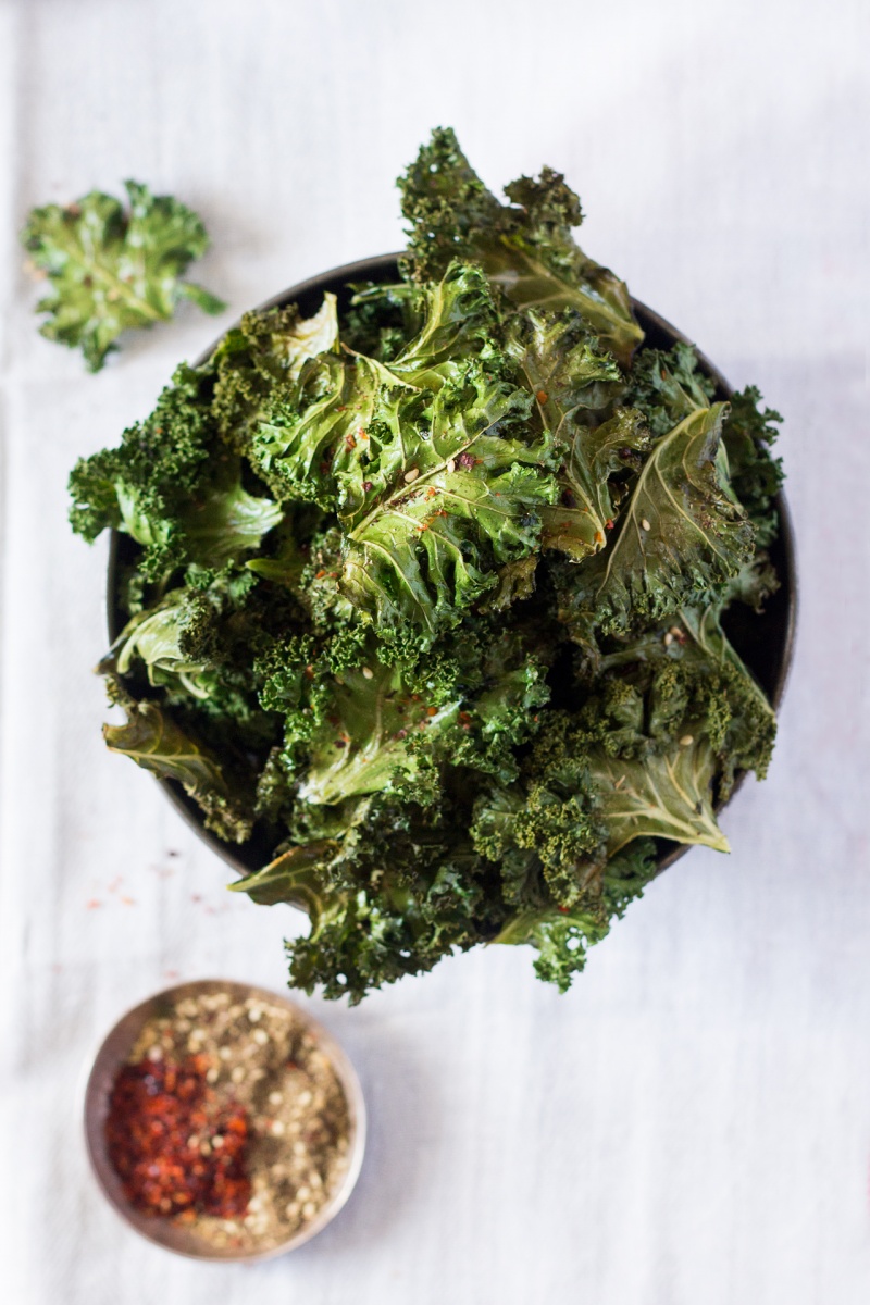 vegan kale chips with zaatar