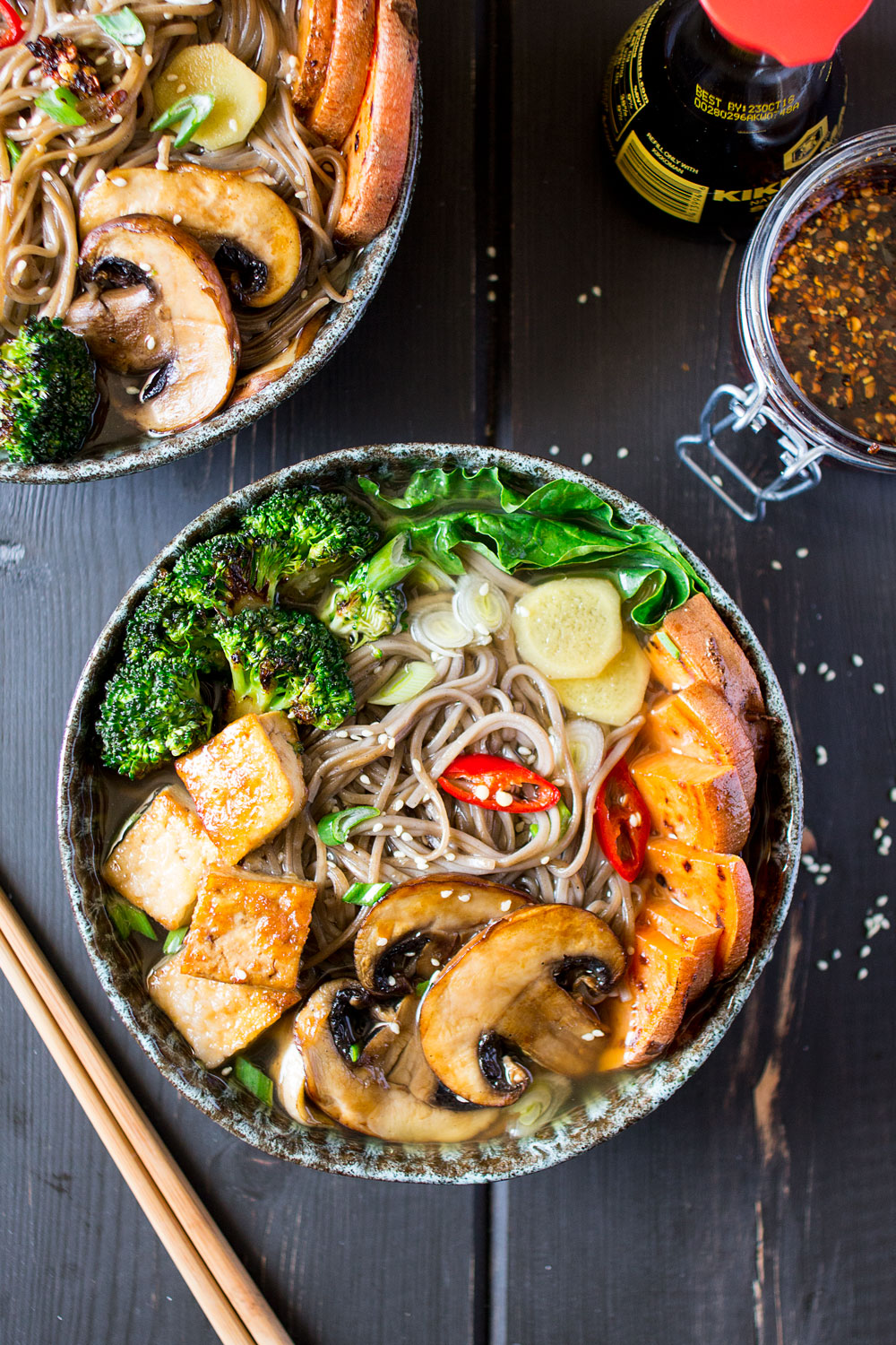 Vegan ramen with grilled vegetables and tofu - Lazy Cat 