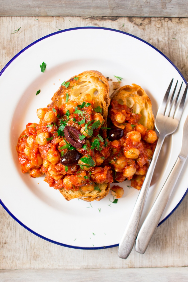 chickpeas on toast lunch