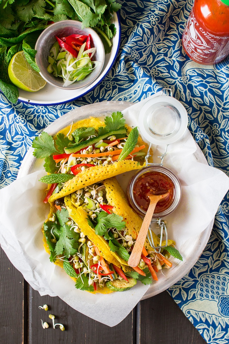 crispy vietnamese pancakes top down