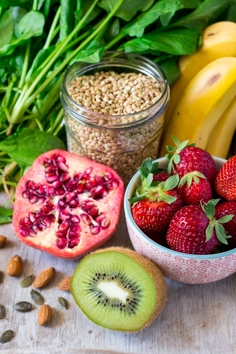 green smoothie bowl ingredients