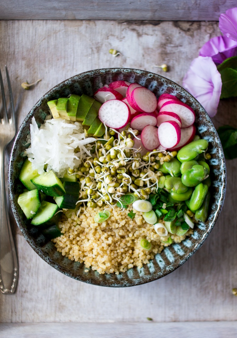 superfood bowl with mint pesto portion