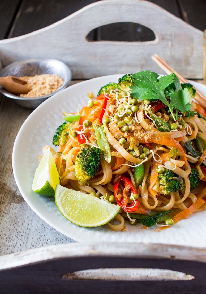 Vegan pad thai - Lazy Cat Kitchen