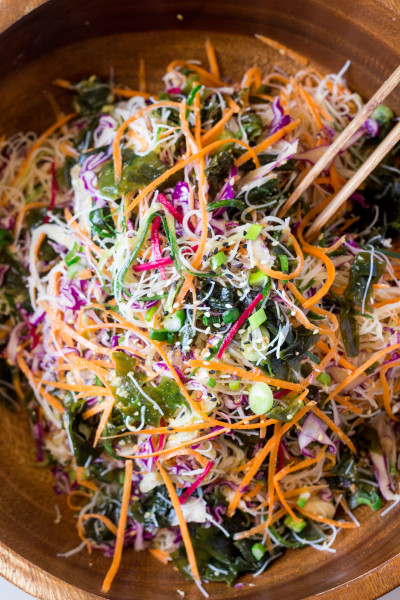 noodle salad with sesame dressing mixed