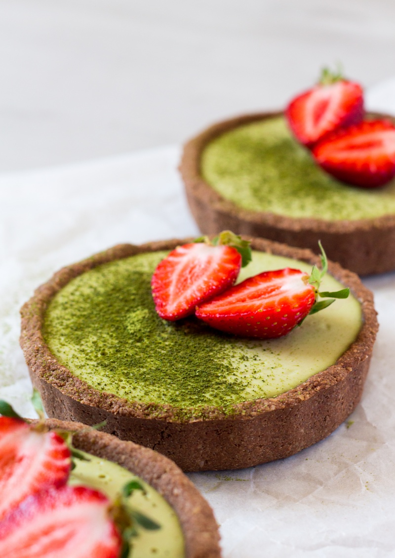 vegan matcha coconut tarts