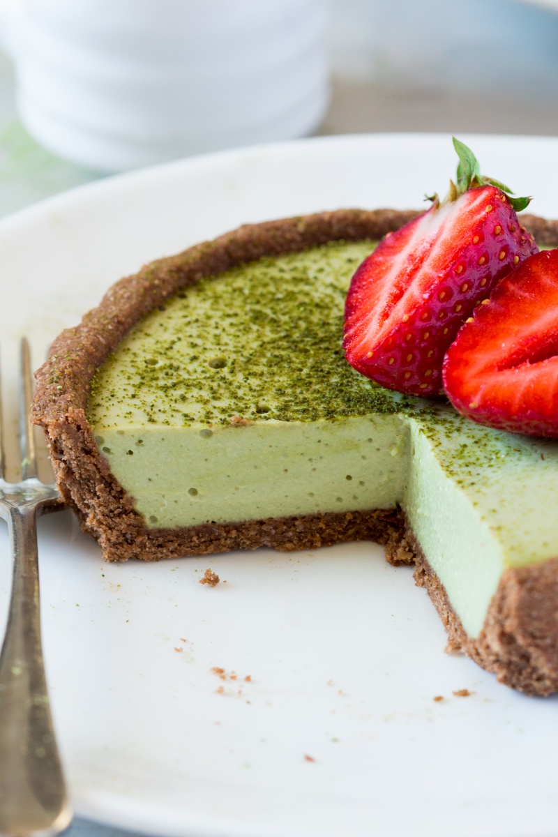 vegan matcha coconut tarts cross section