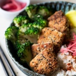 Bento bowl with sesame tofu - Lazy Cat Kitchen