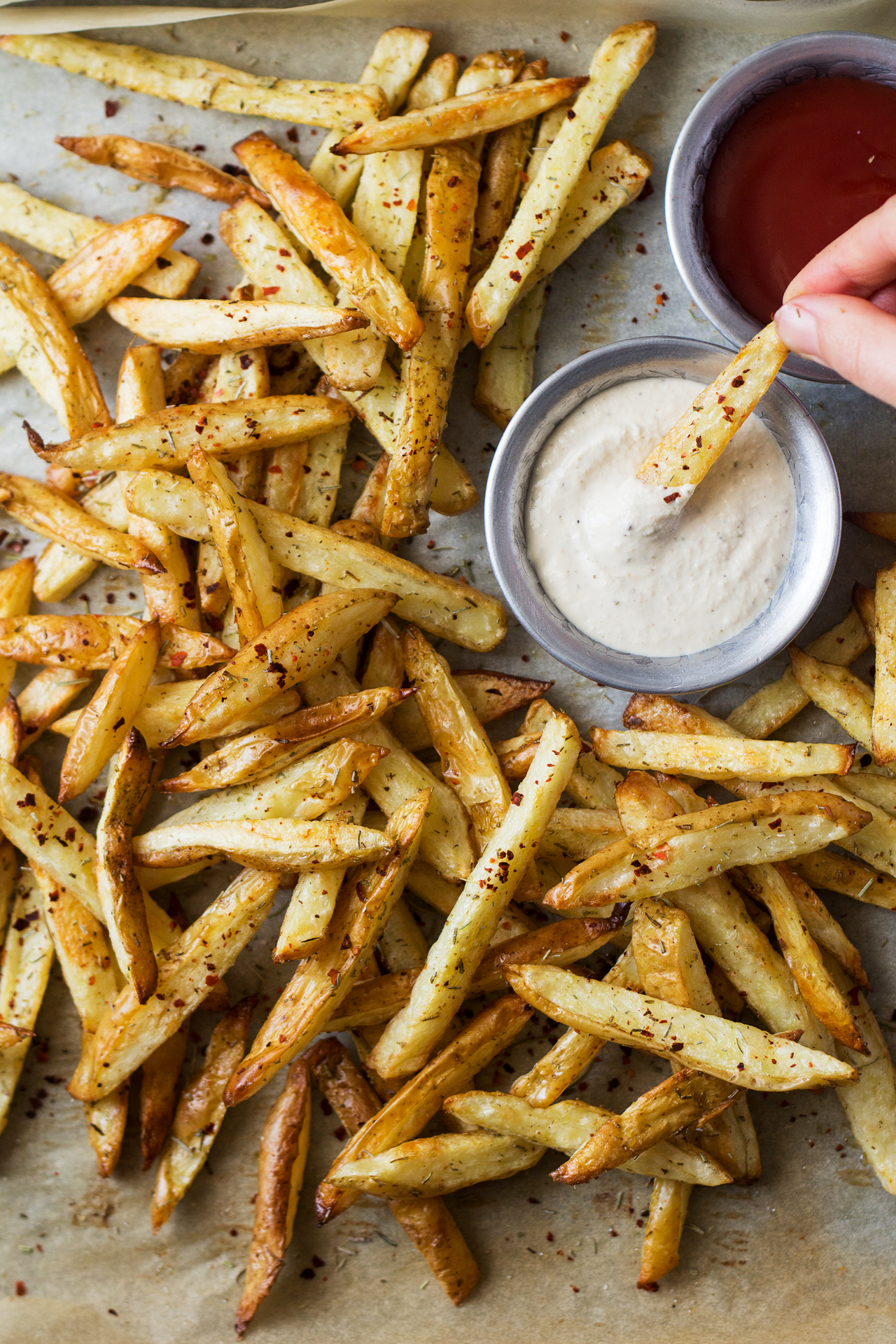 Rosemary fries with roasted garlic dip - Lazy Cat Kitchen