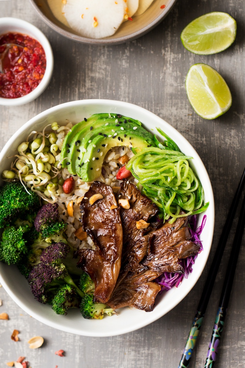 asian veggie bowl lunch