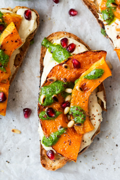 pumpkin crostini sandwich