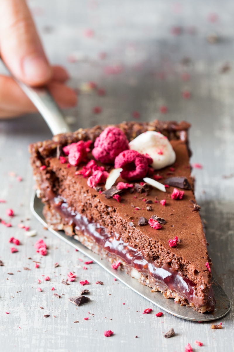 vegan chocolate mousse tart slice