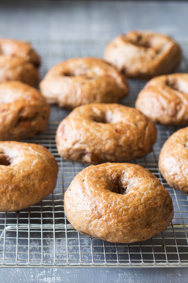 cinnamon raisin bagels cooling