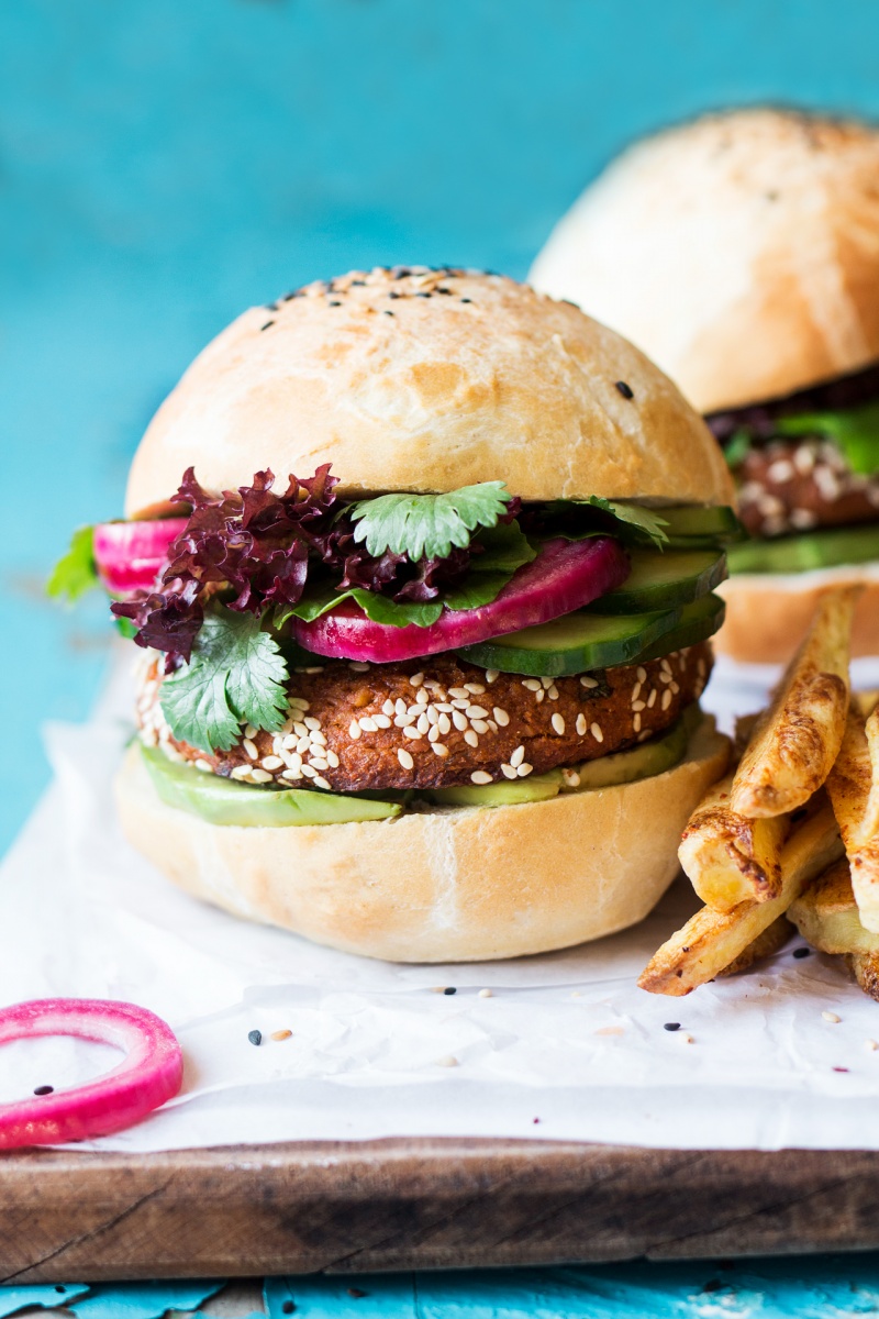 vegan chickpea burgers lunch