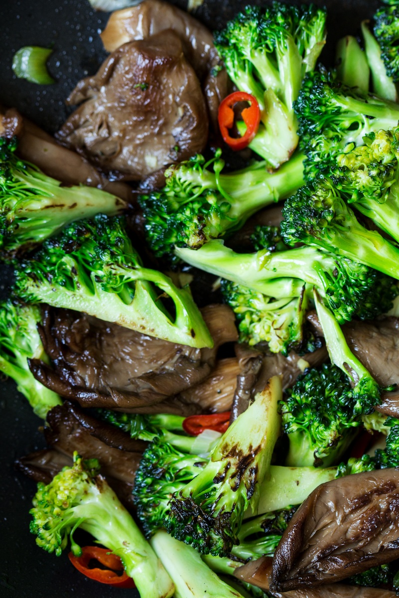 oyster mushroom stir fry pan