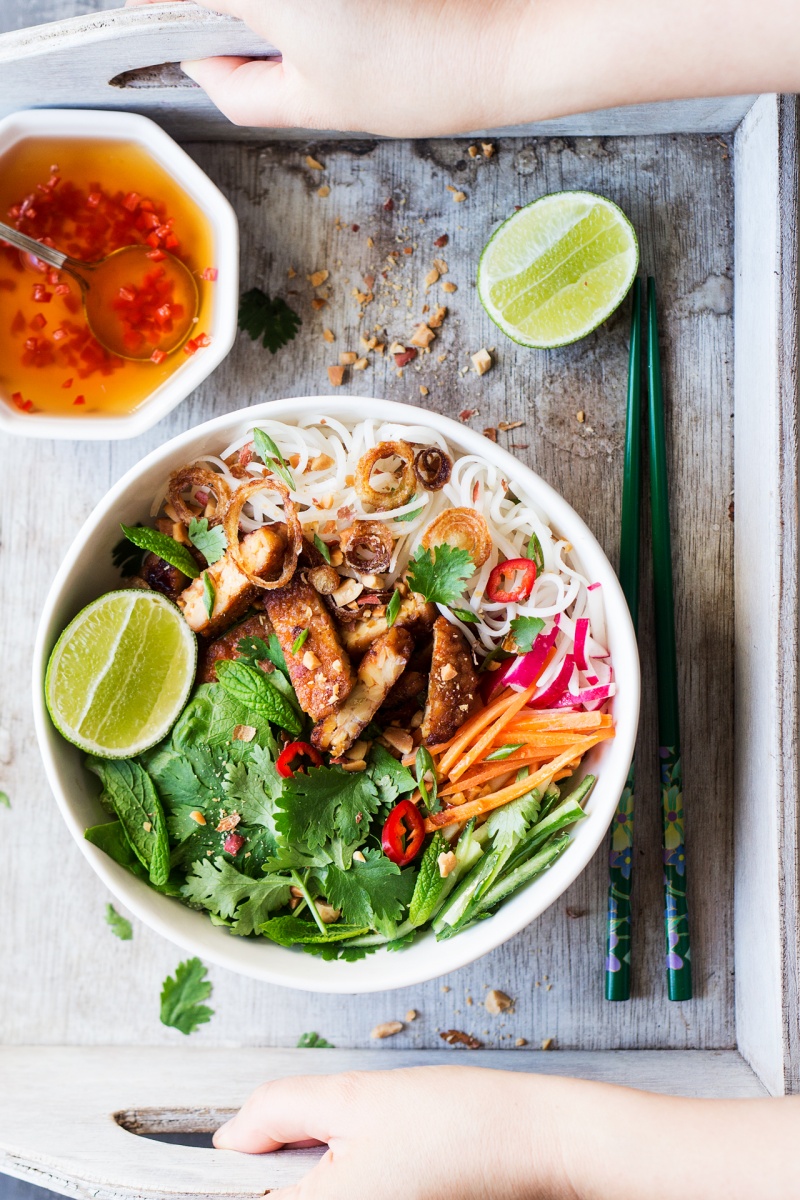 tempeh noodle salad tray