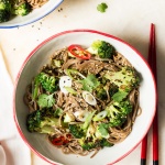 Sesame soba noodles with broccoli-image