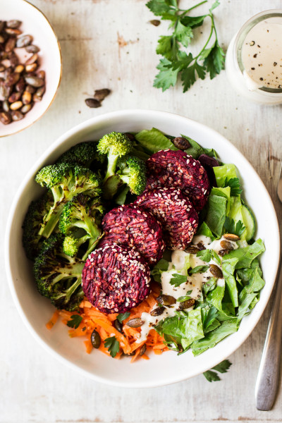 beetroot falafels lunch