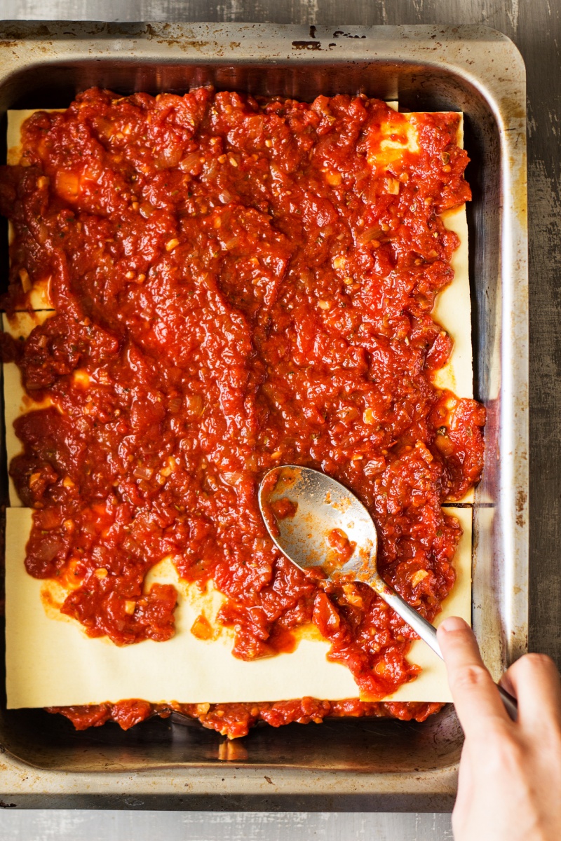 vegan lasagna assembly