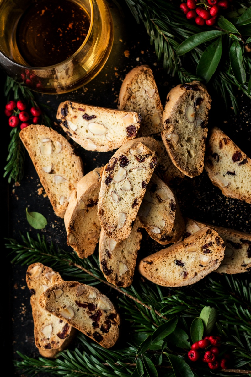 eggless biscotti presentation