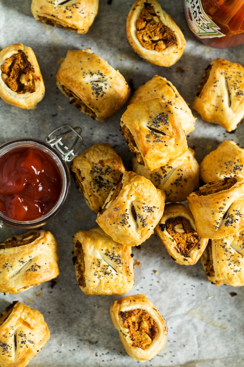 vegan sausage rolls tray