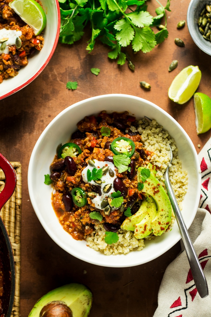 easy vegan chilli dinner