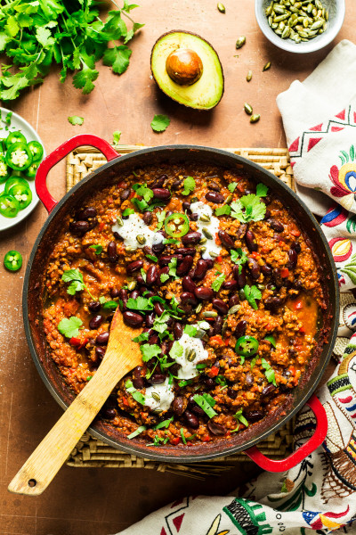 Mexican lunch bowl with spicy crumb - Lazy Cat Kitchen