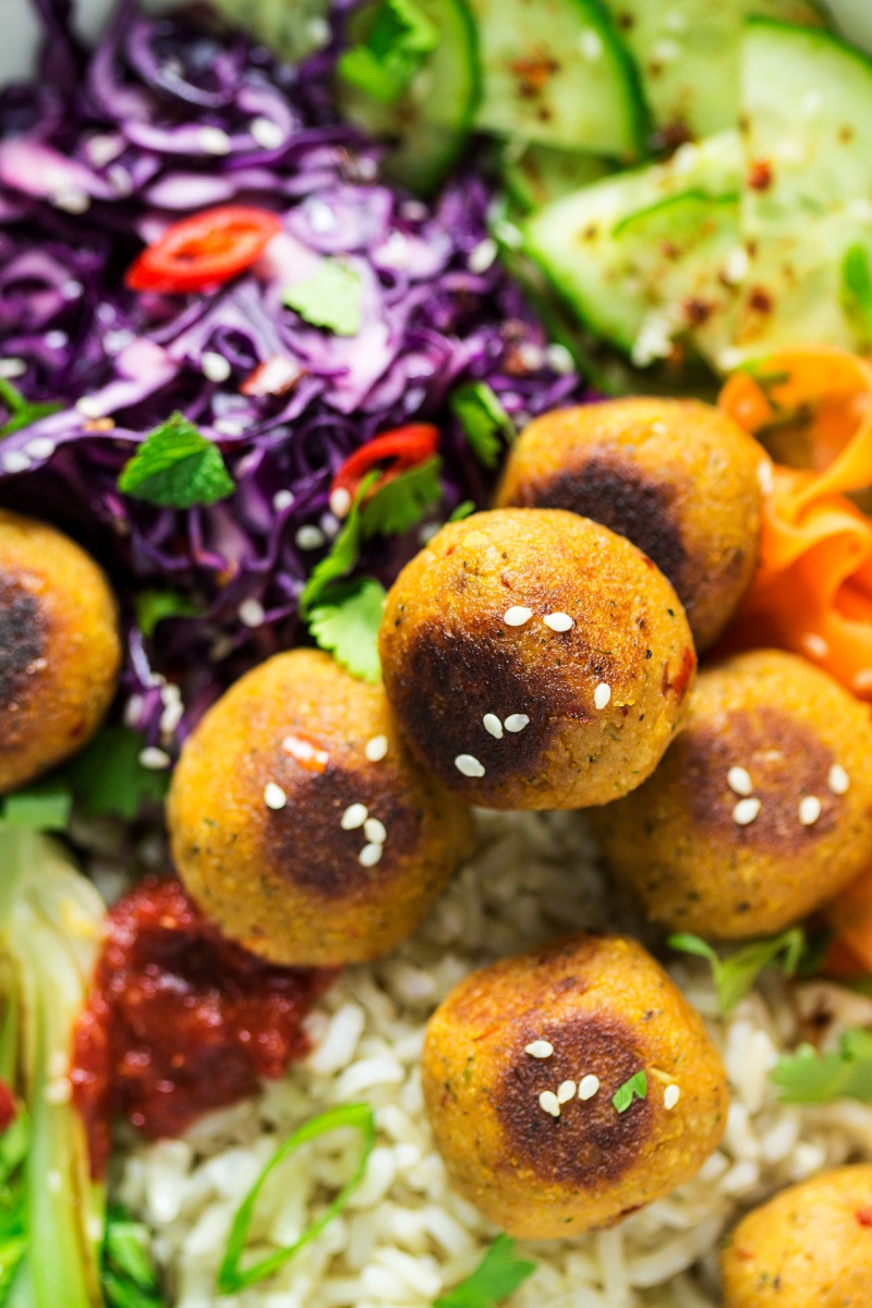 vegan-asian-meatball-bowls-lazy-cat-kitchen