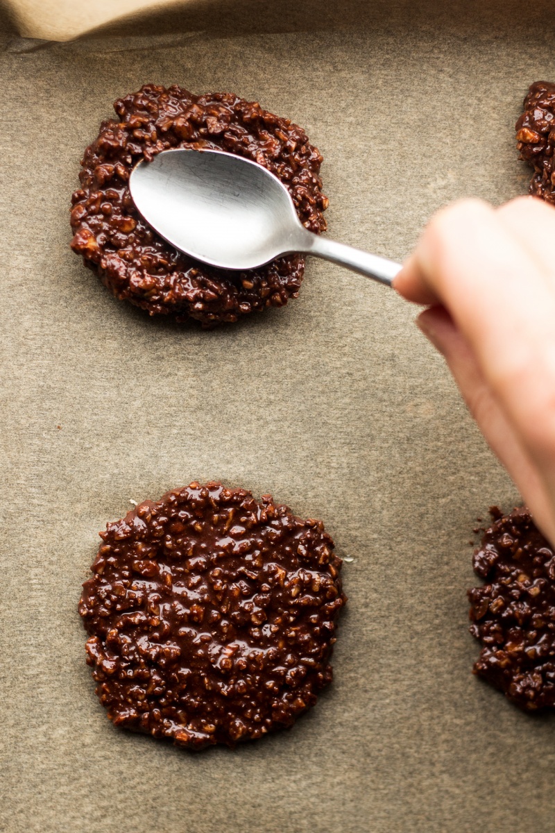 vegan chocolate cookies spooning cookies