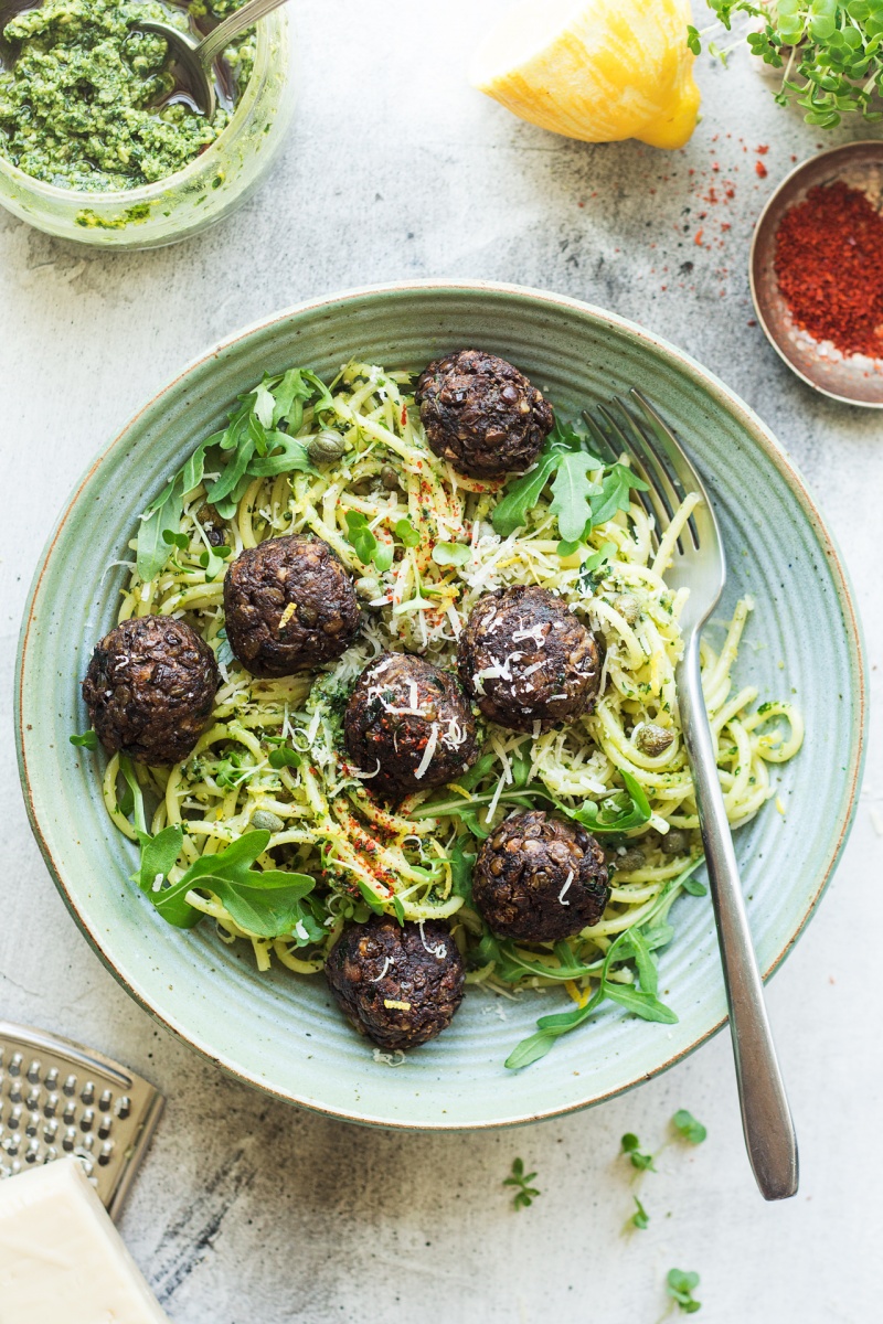 Vegan meatballs with lentils and mushrooms - Lazy Cat Kitchen