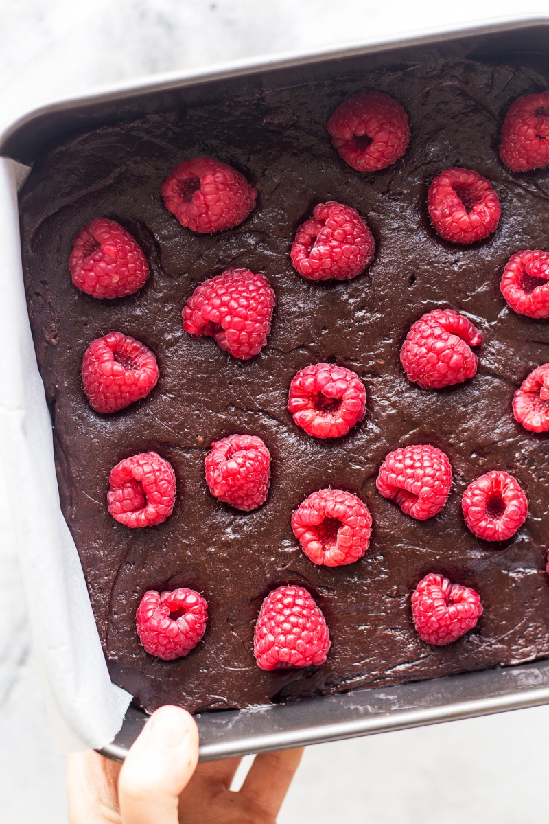 vegan raspberry brownies raw