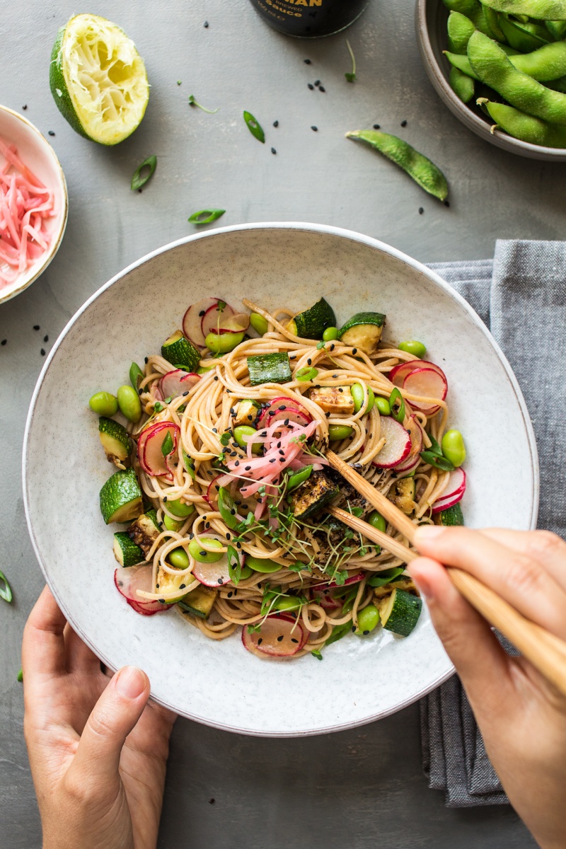 Cold soba noodles - Lazy Cat Kitchen