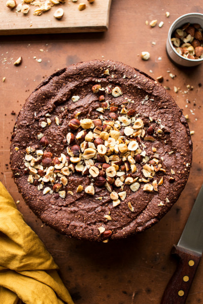 vegan chocolate hazelnut torte