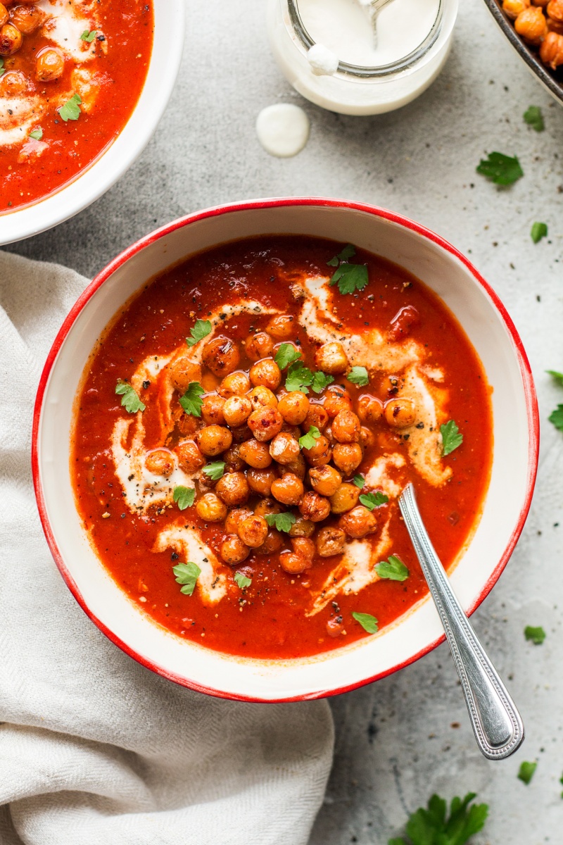 roasted red pepper and garlic soup bowl