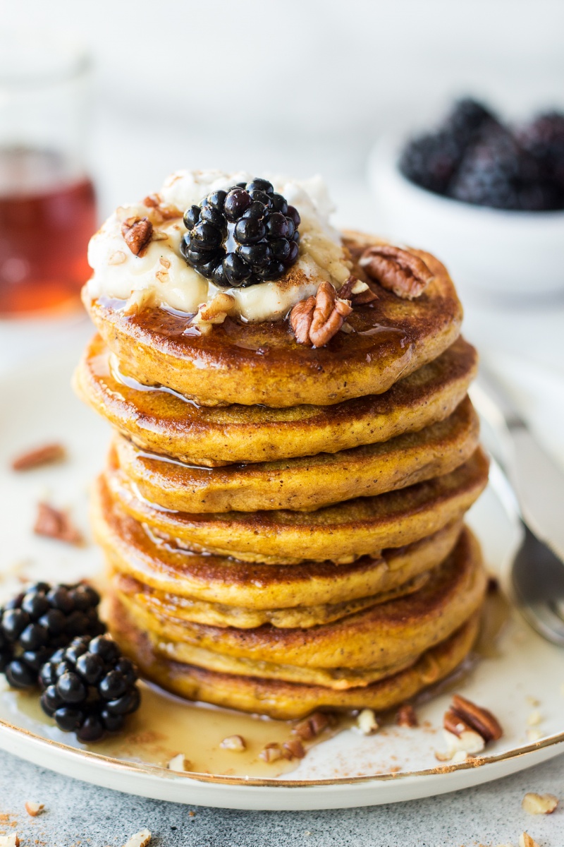 vegan pumpkin pancakes brekkie