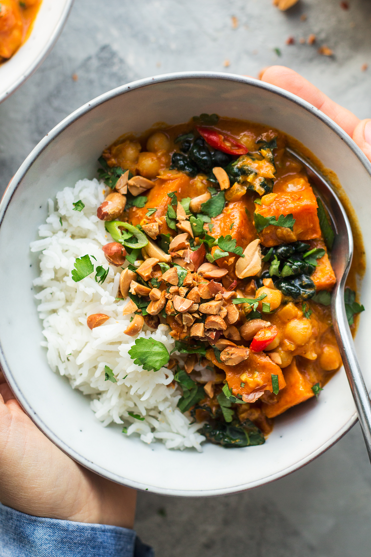 vegan peanut curry close