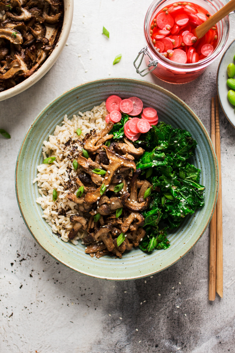 Bento bowl with sesame tofu - Lazy Cat Kitchen