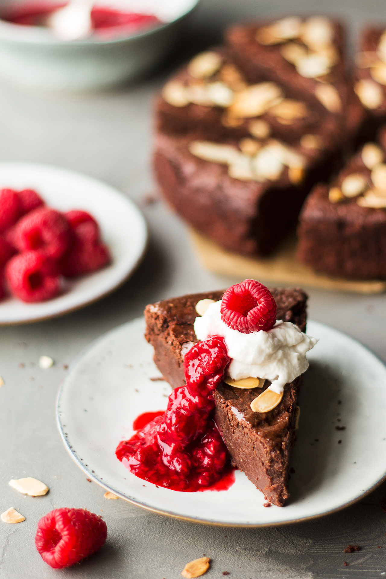 vegan chocolate torte side