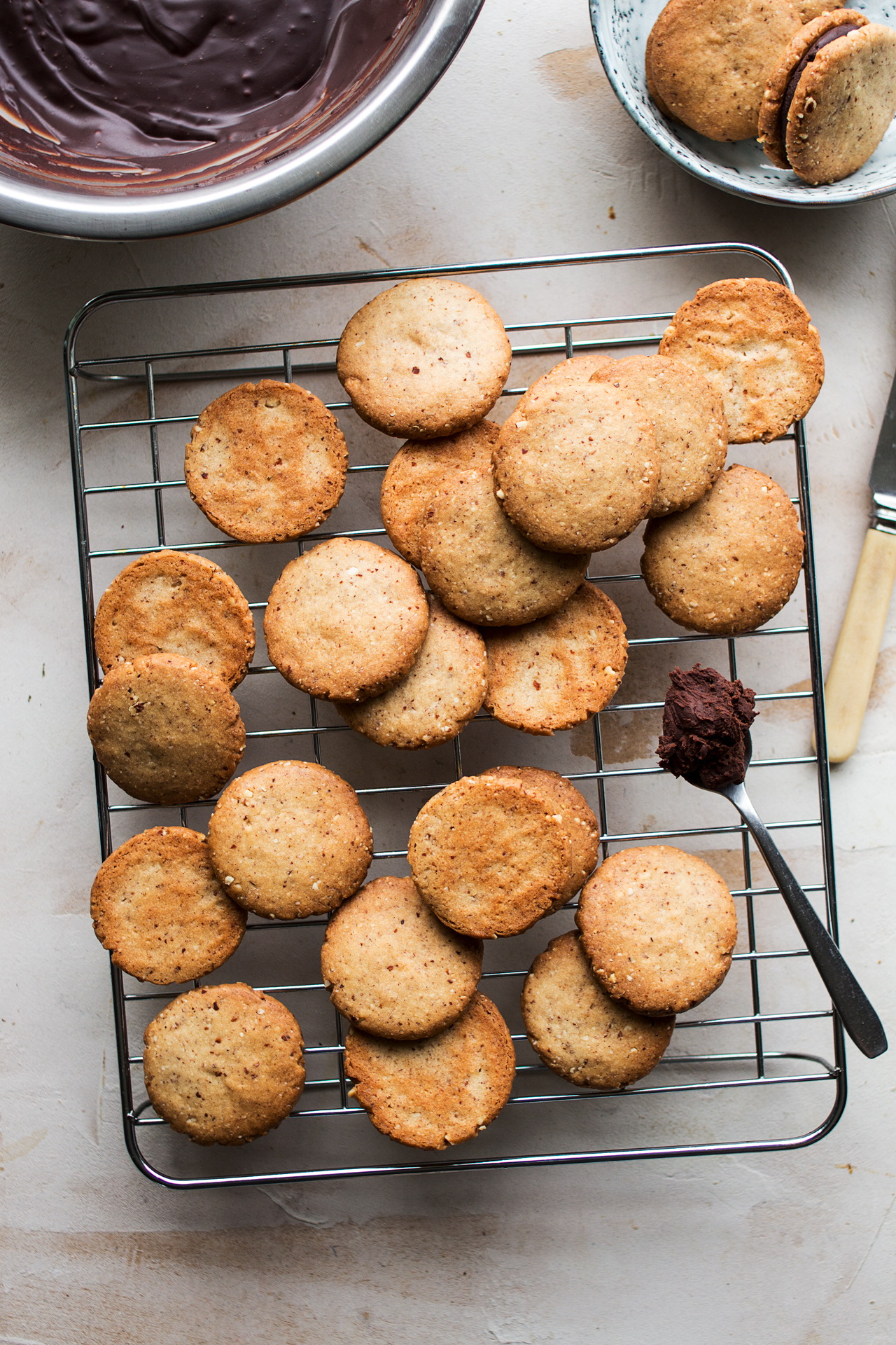 vegan cookie sandwiches baked cookies