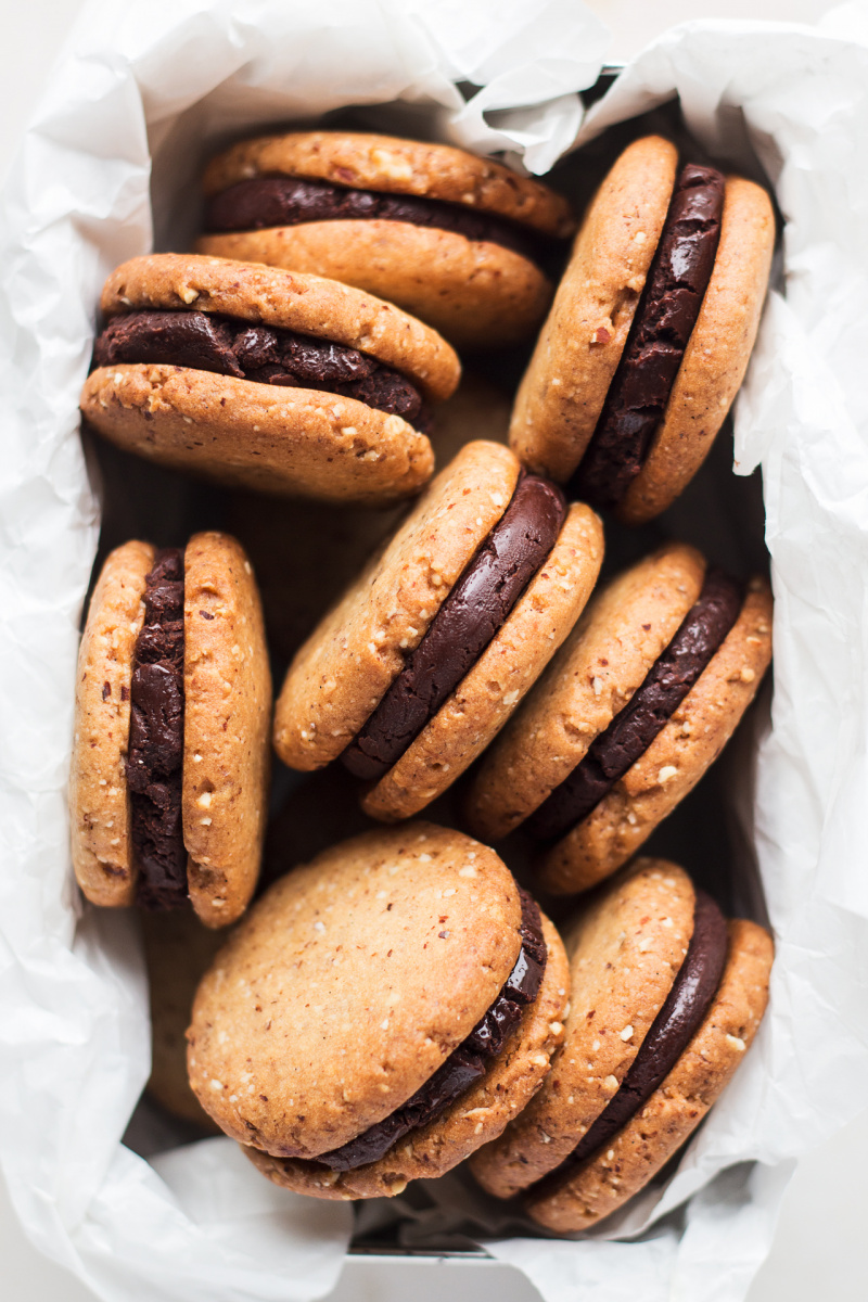 Vegan cookie sandwiches - Lazy Cat Kitchen