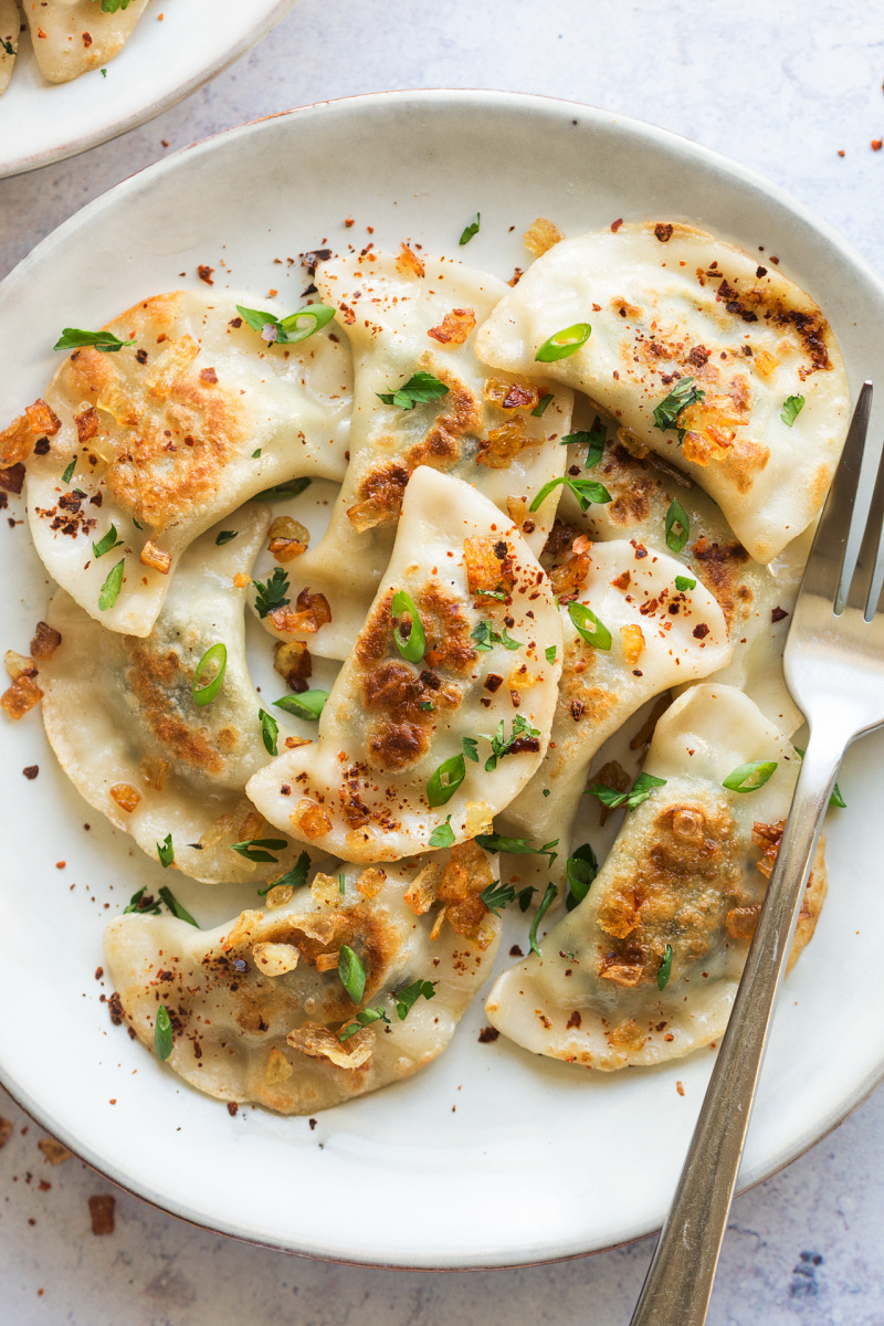 vegan spinach ricotta pierogi close