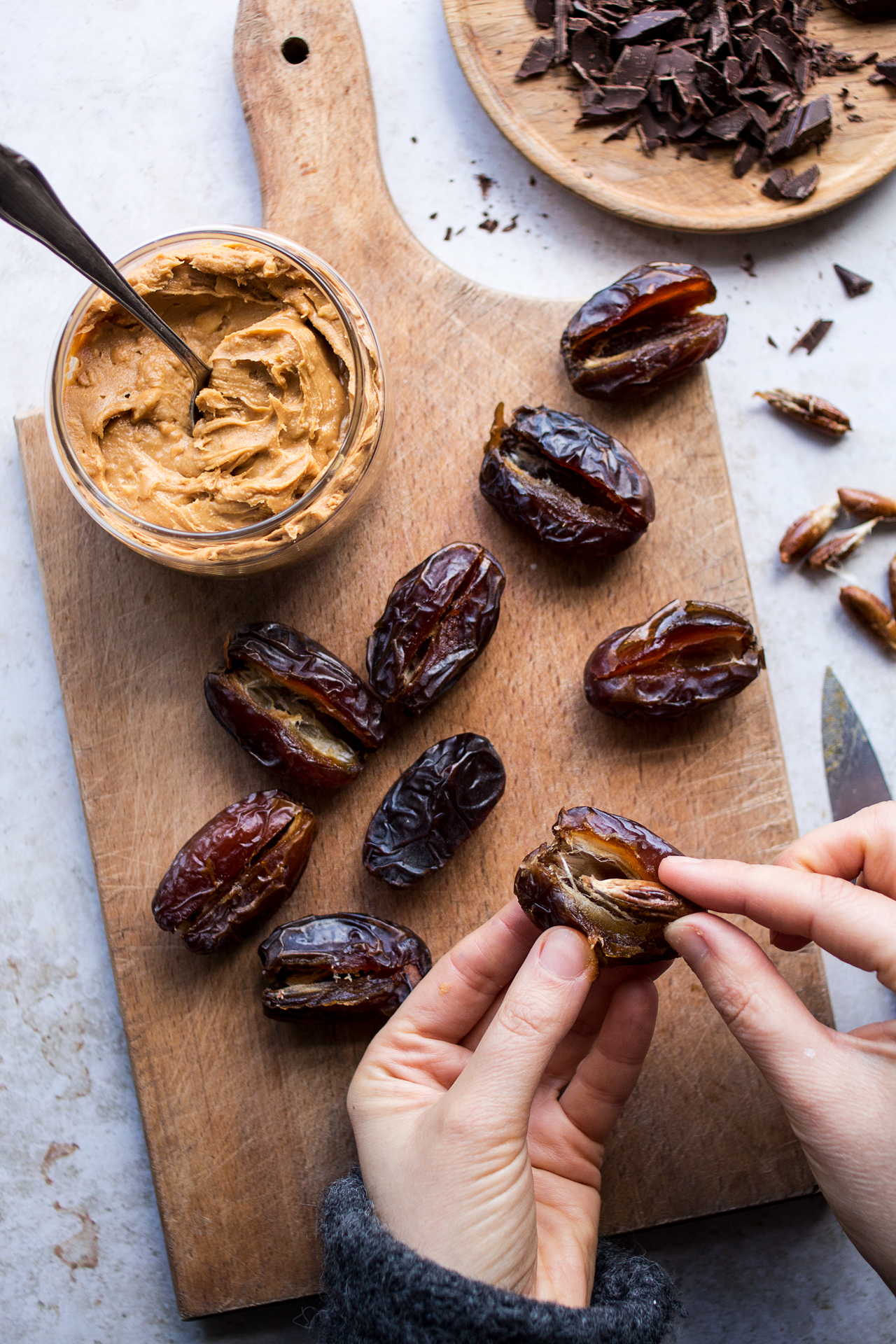 Stuffed Dates with Peanut Butter & Chocolate