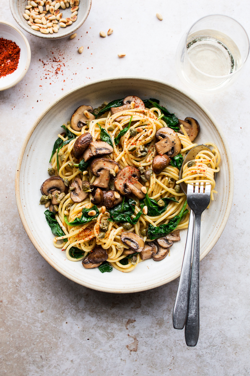 Vegan miso mushroom pasta - Lazy Cat Kitchen